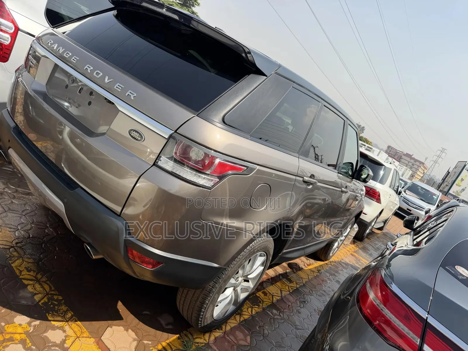 Land Rover Range Rover Sport 2017 Gold