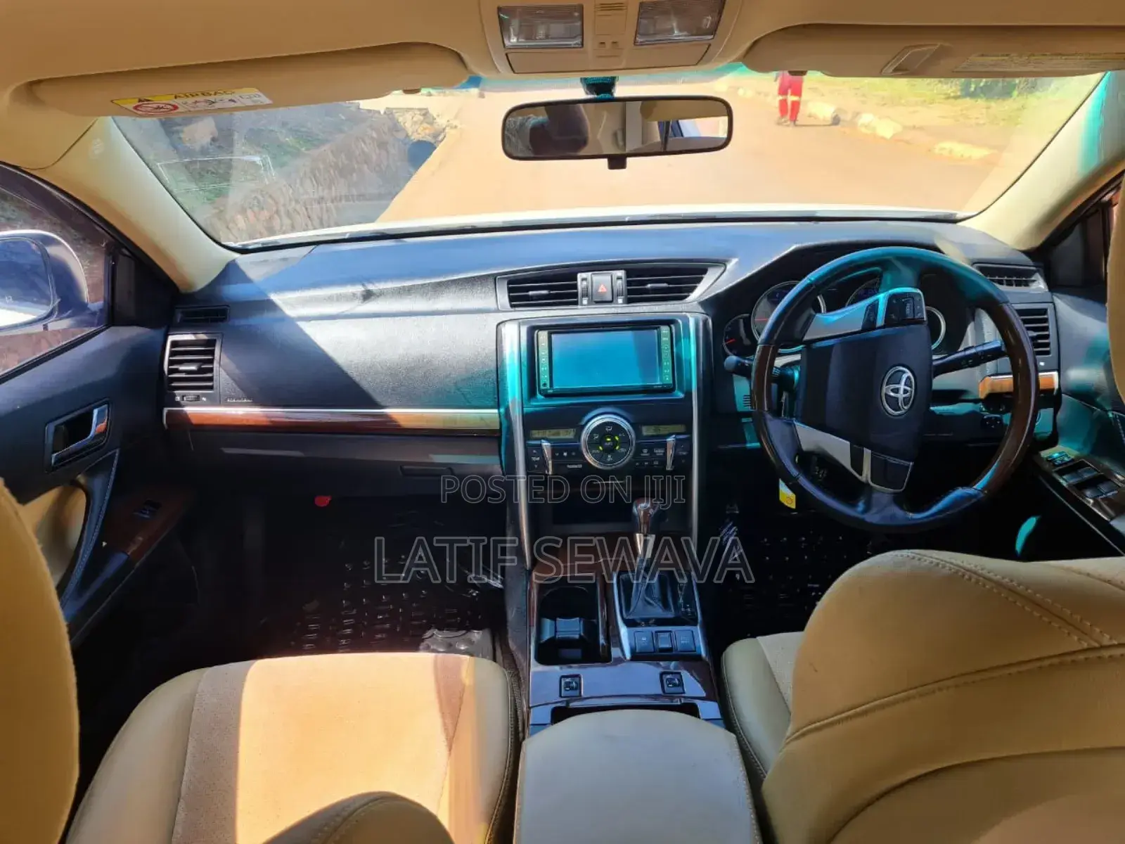 Toyota Mark X 2.5 AWD 2014 White