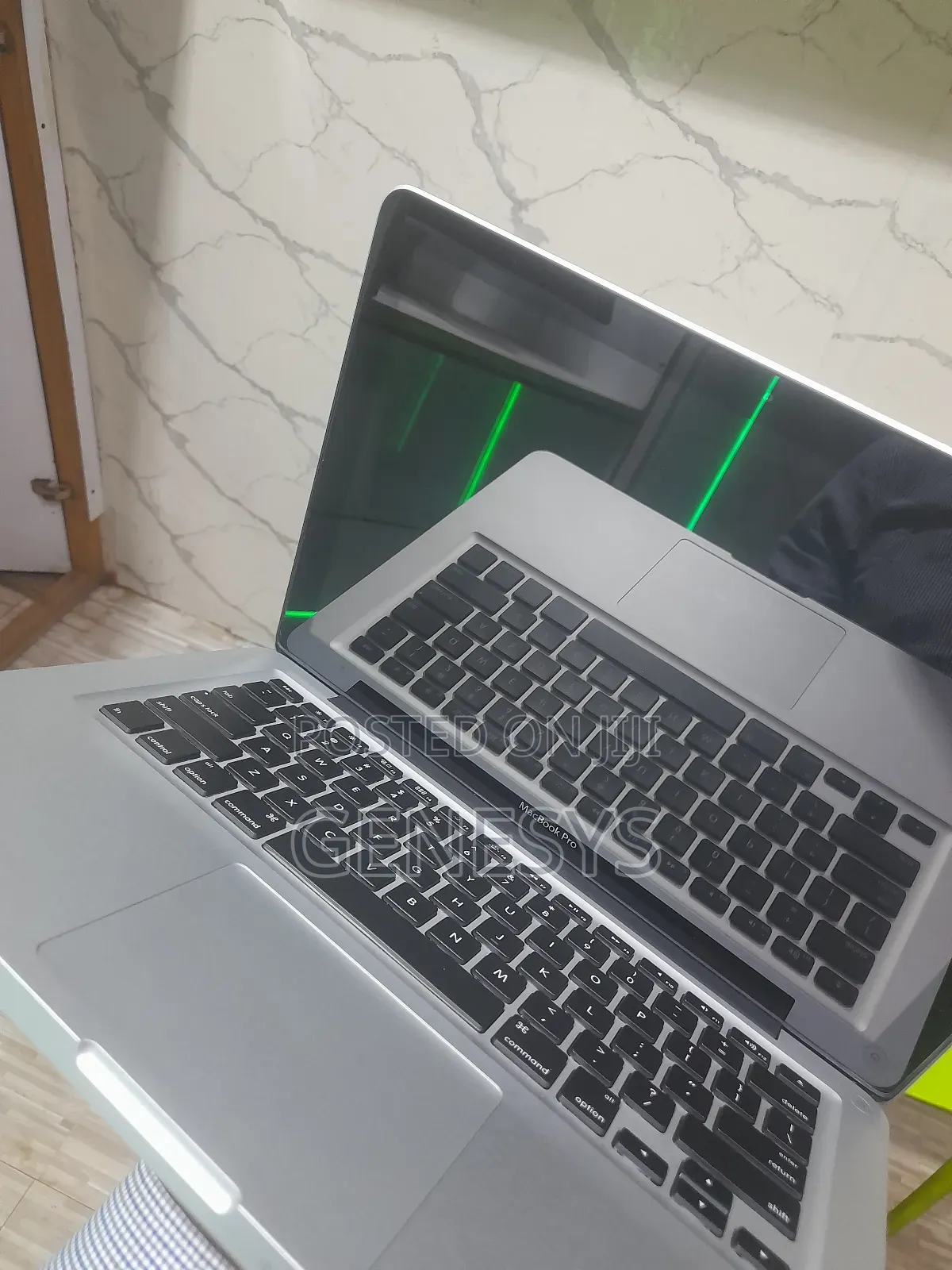 Laptop Apple MacBook Pro 8GB Intel Core i5 HDD 500GB