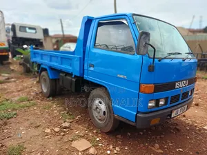 Isuzu Elf Tipper