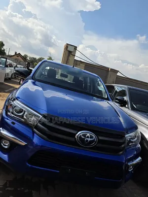 Toyota Hilux Revo Double Cab Deisel 2.4 AWD 2017 Blue