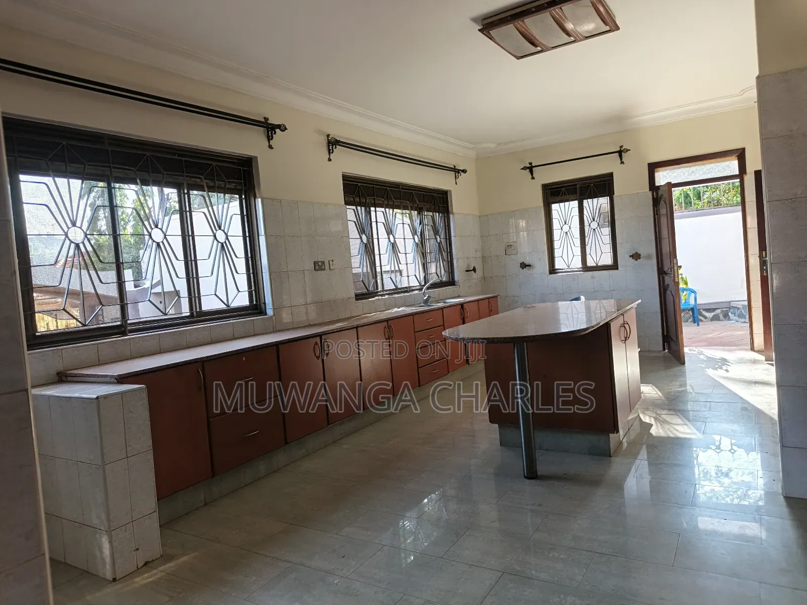 5bdrm Duplex in Fs Properties Ltd, Nakawa for rent