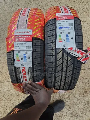 215 65 R16 Roadx Very Gd And Cheapest.