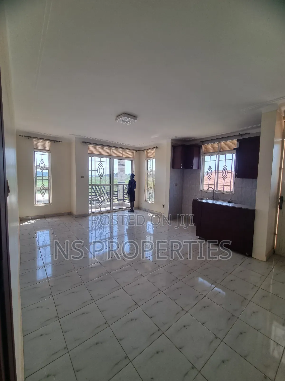 1bdrm Apartment in Central Division for rent