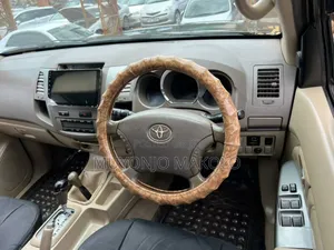Toyota Fortuner 2008 Black