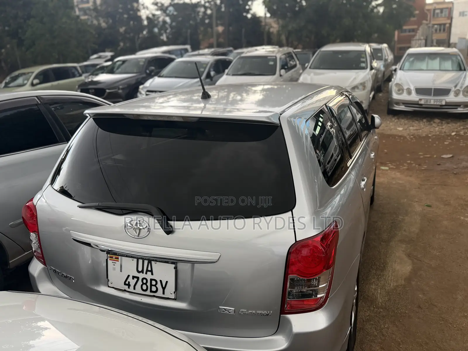 Toyota Corolla Fielder 2010 Silver