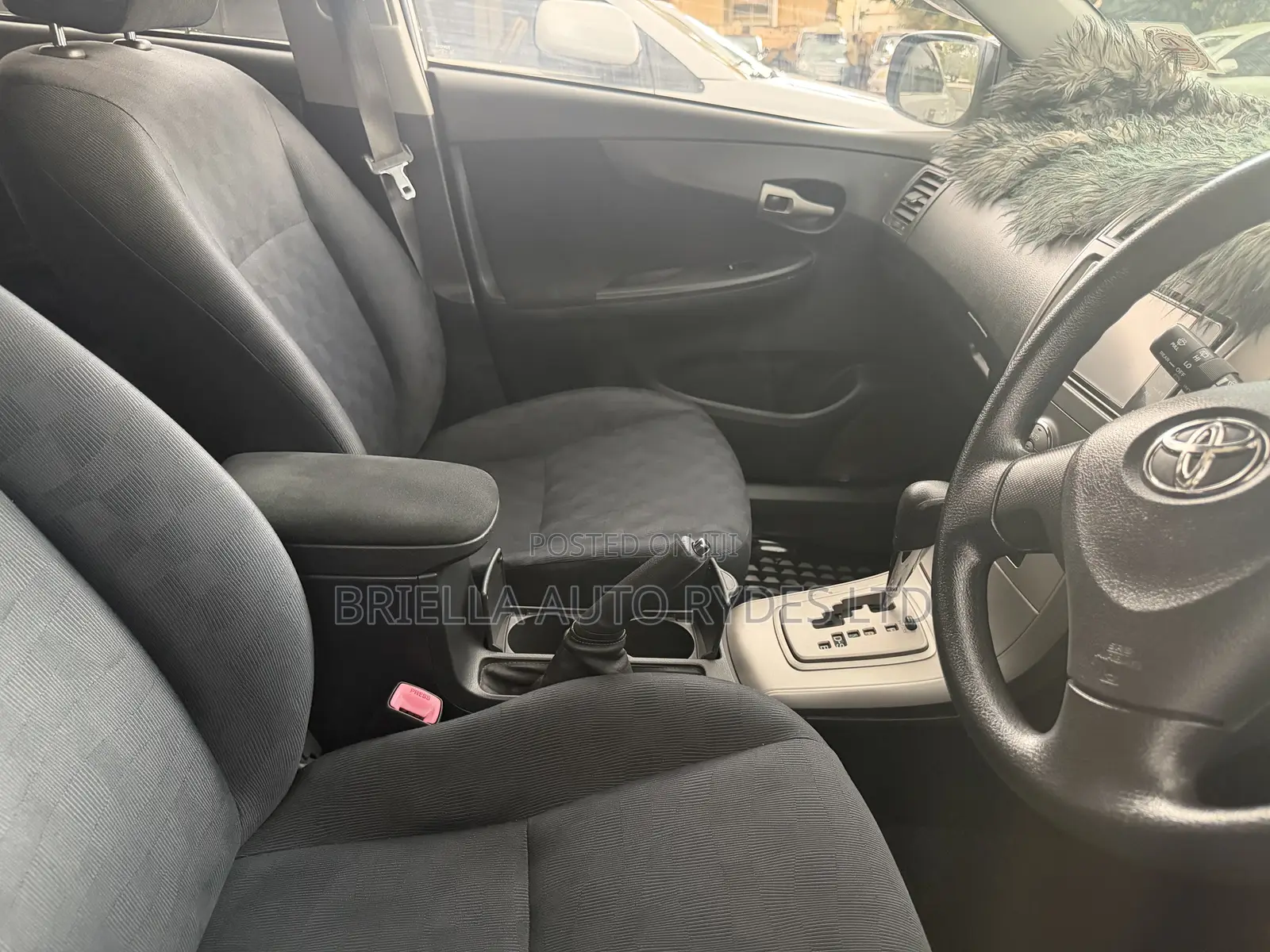 Toyota Corolla Fielder 2010 Silver