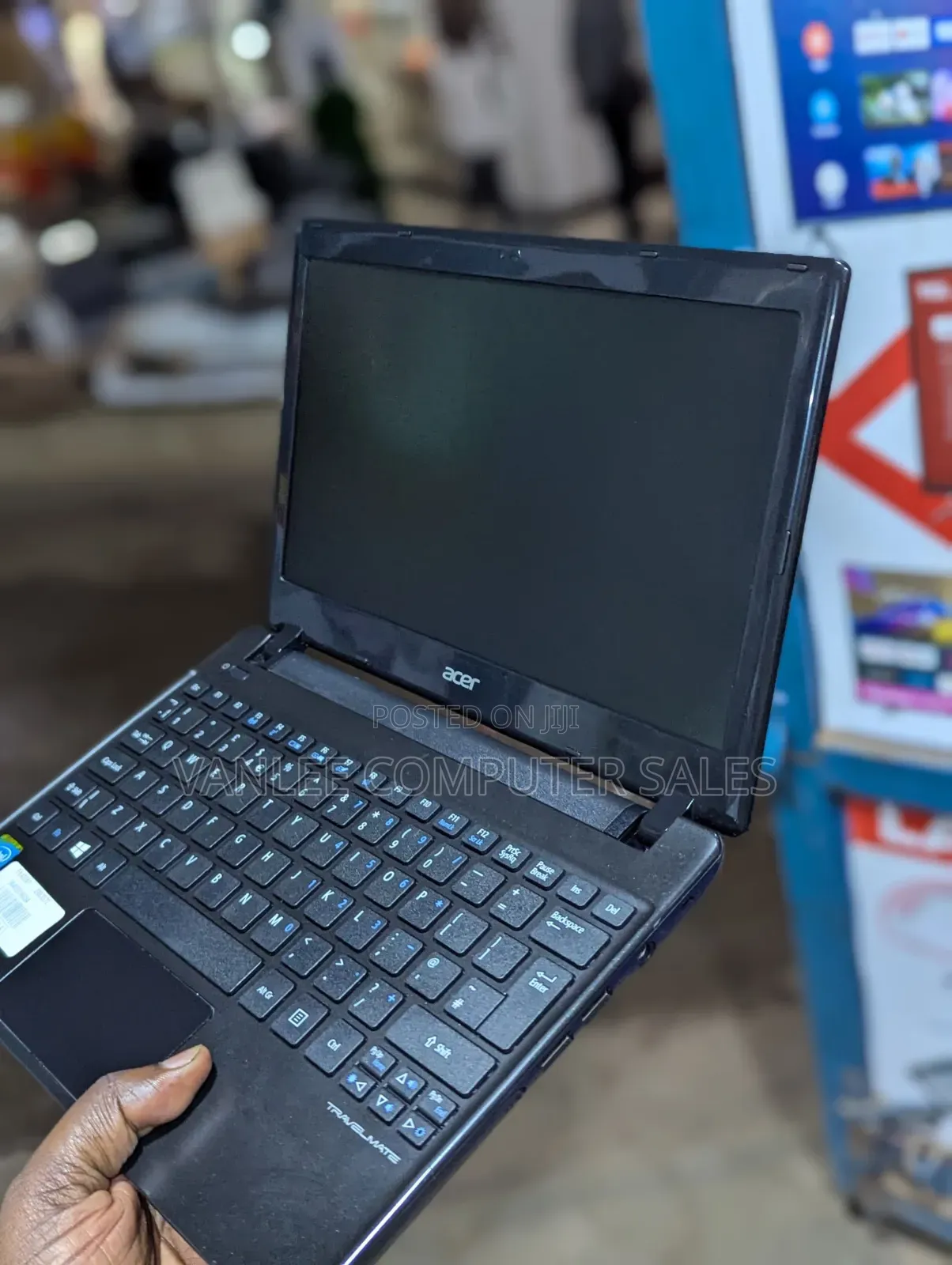 Laptop Acer TravelMate B113 4GB Intel Celeron HDD+SSD 320GB
