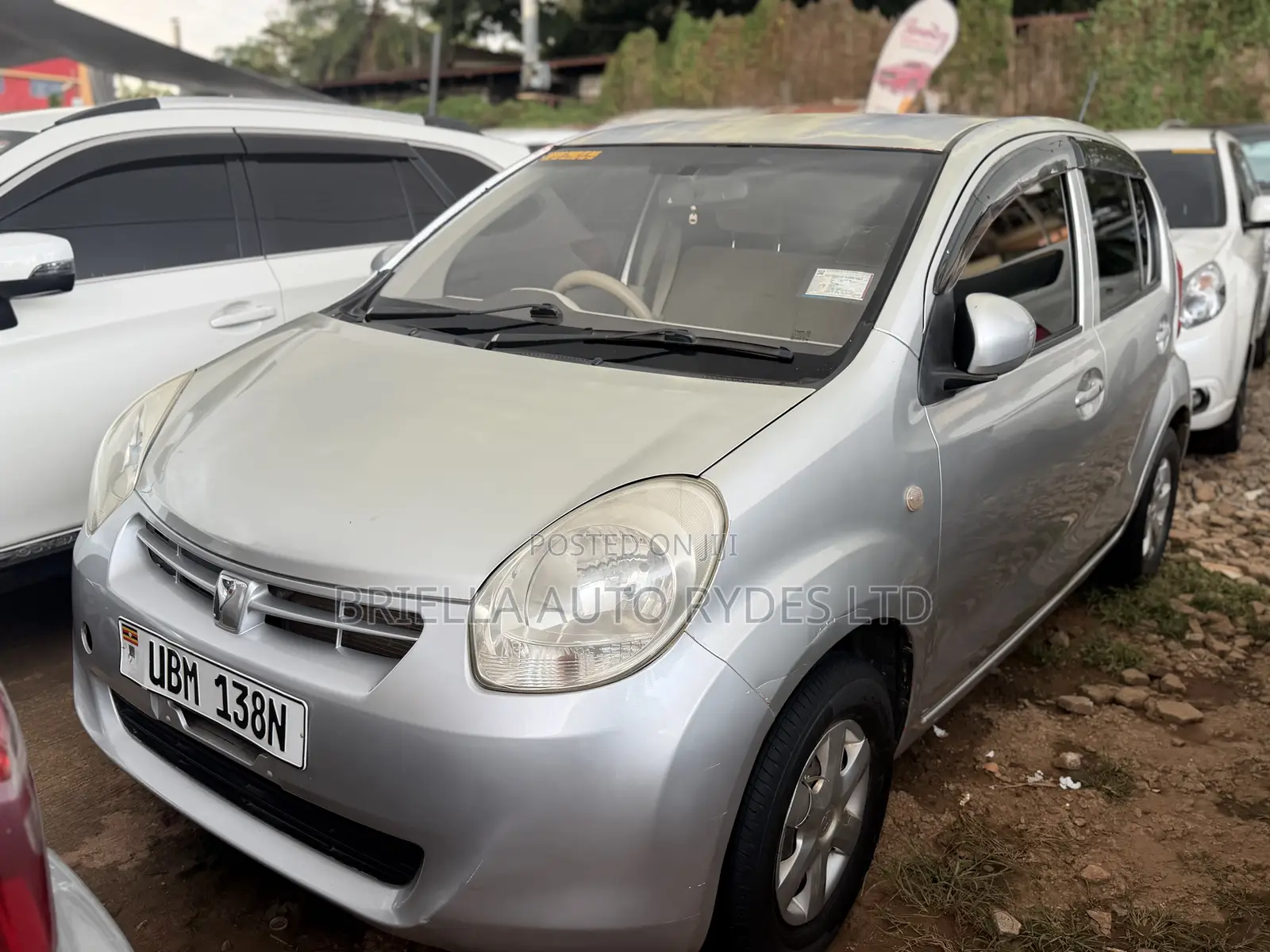 Toyota Passo 2010 Silver