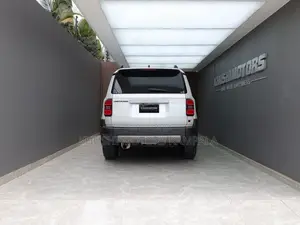 Toyota Land Cruiser LC250 2024 White
