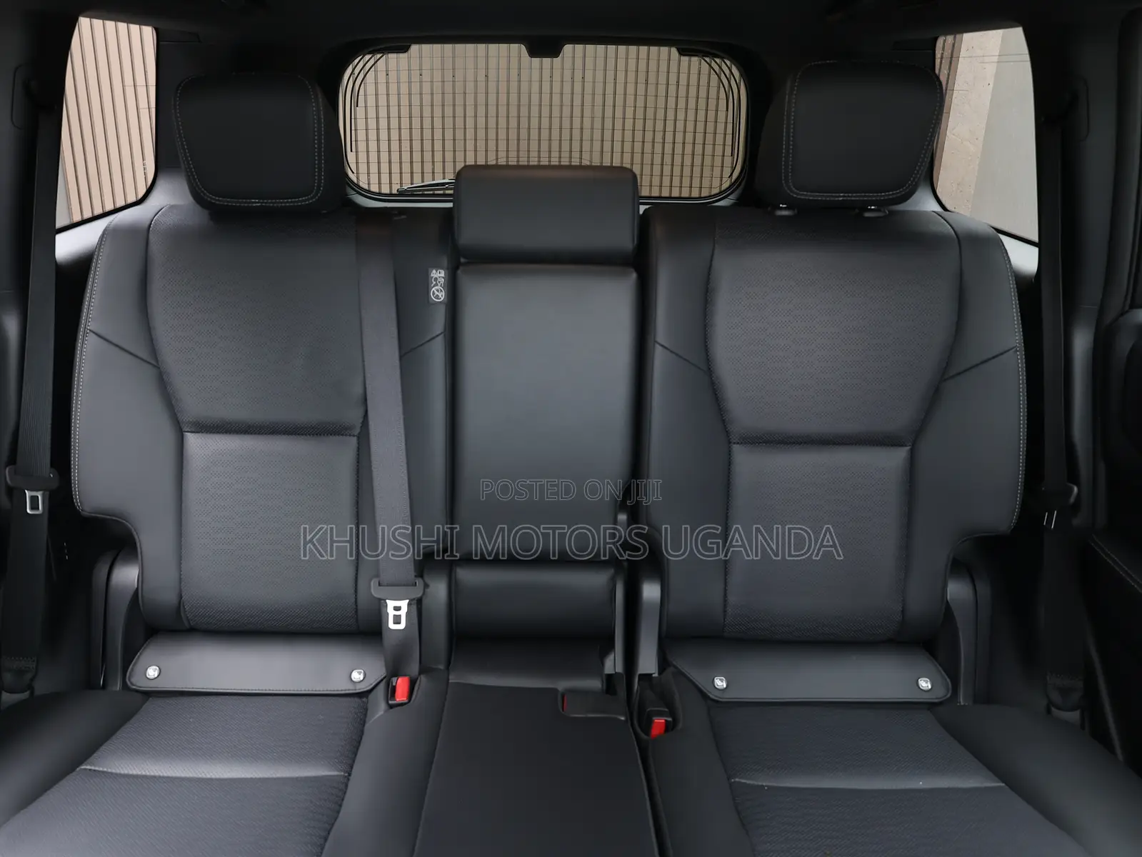 Toyota Land Cruiser LC250 2024 White