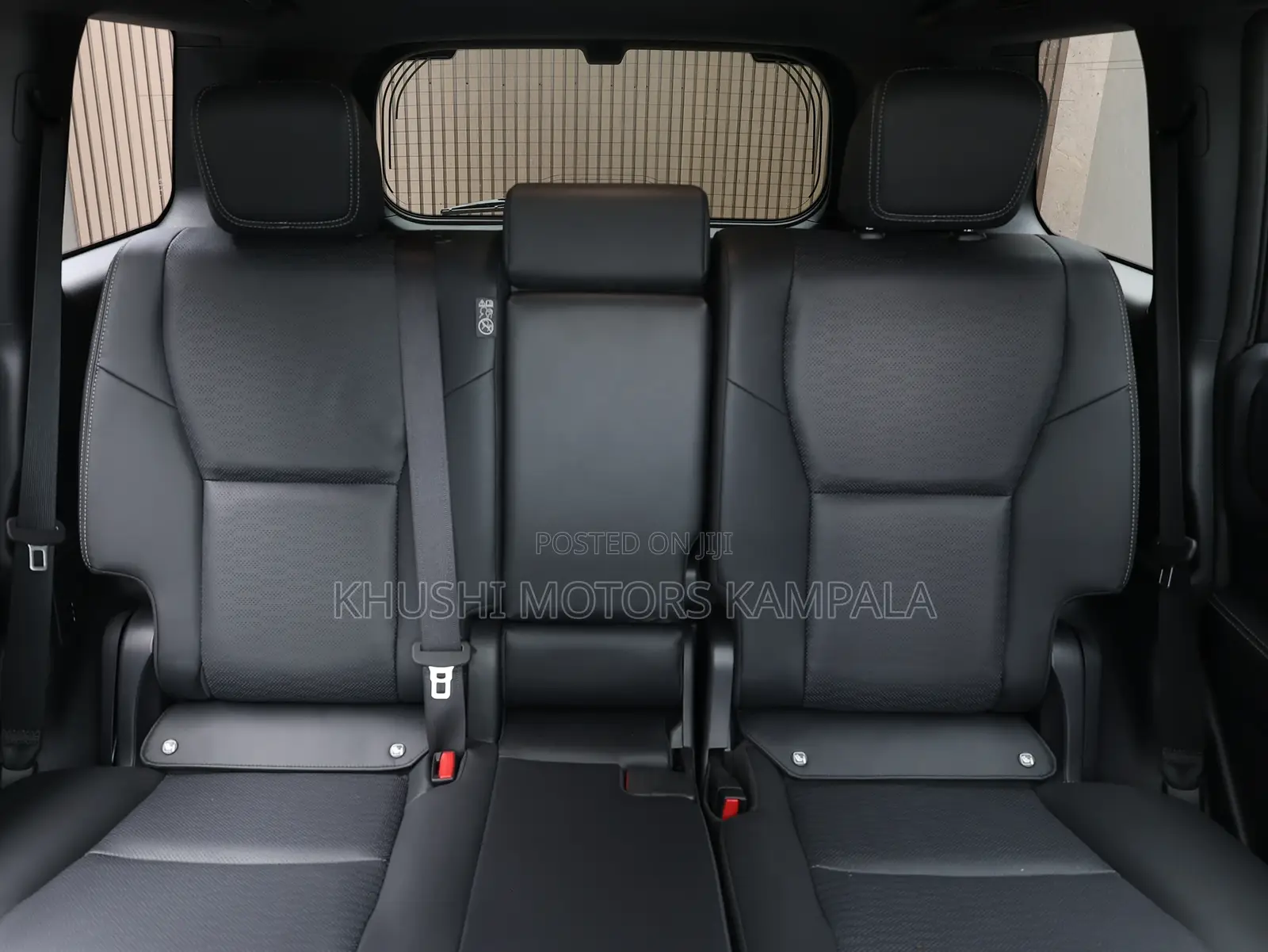 Toyota Land Cruiser LC250 2024 White