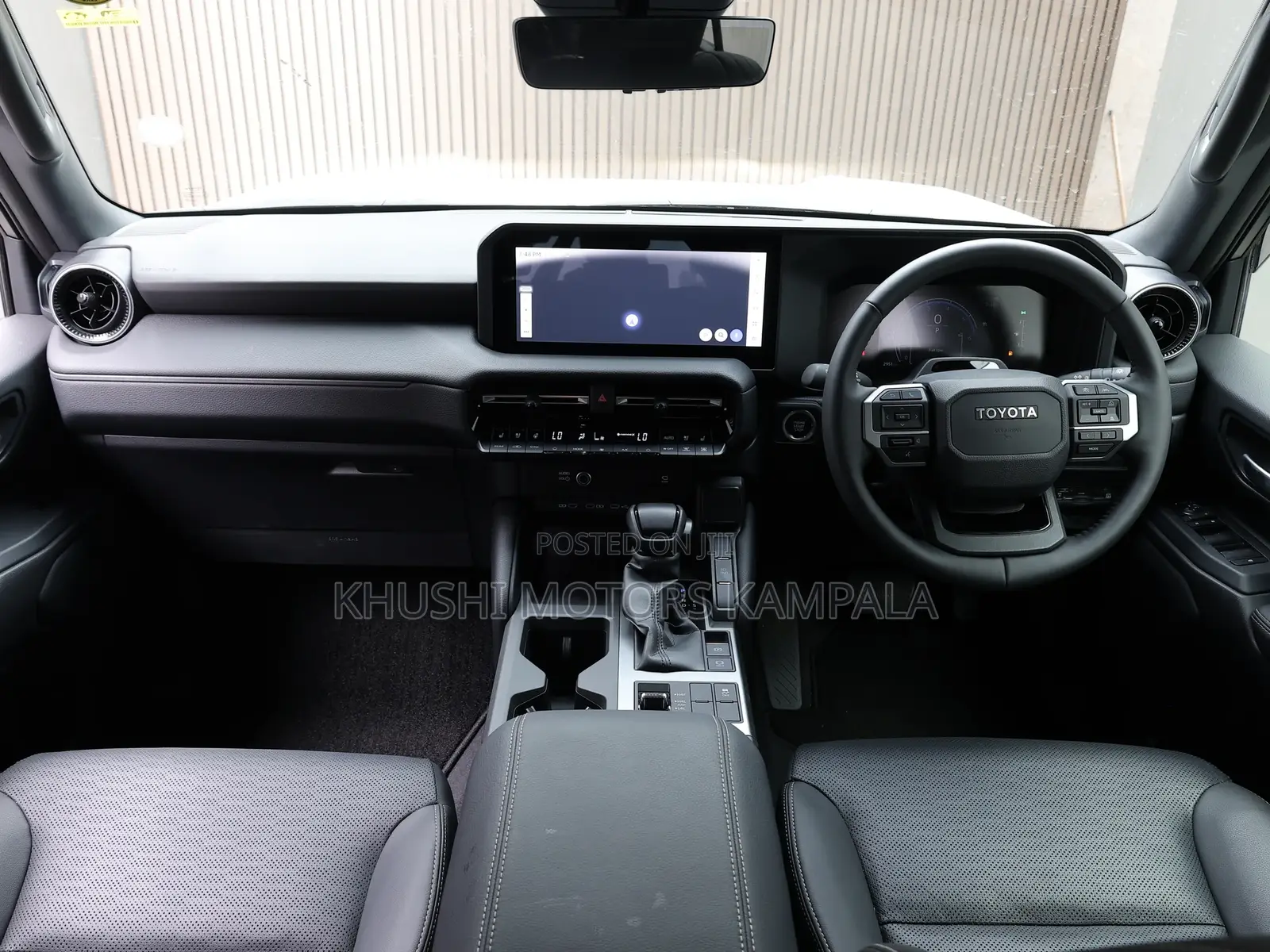 Toyota Land Cruiser LC250 2024 White