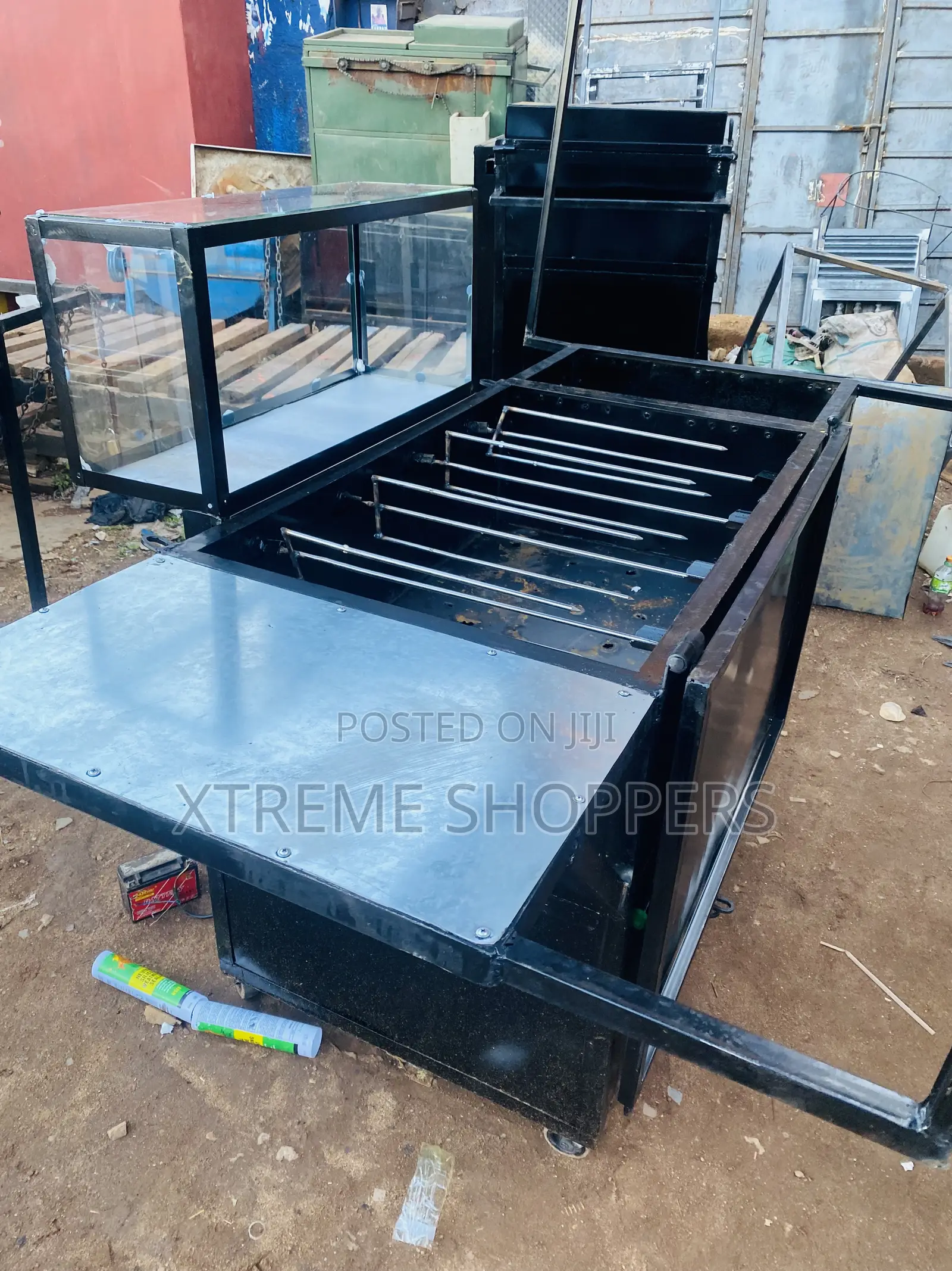 Black March ;Chicken Roaster 8chicken -battery/Electric Use