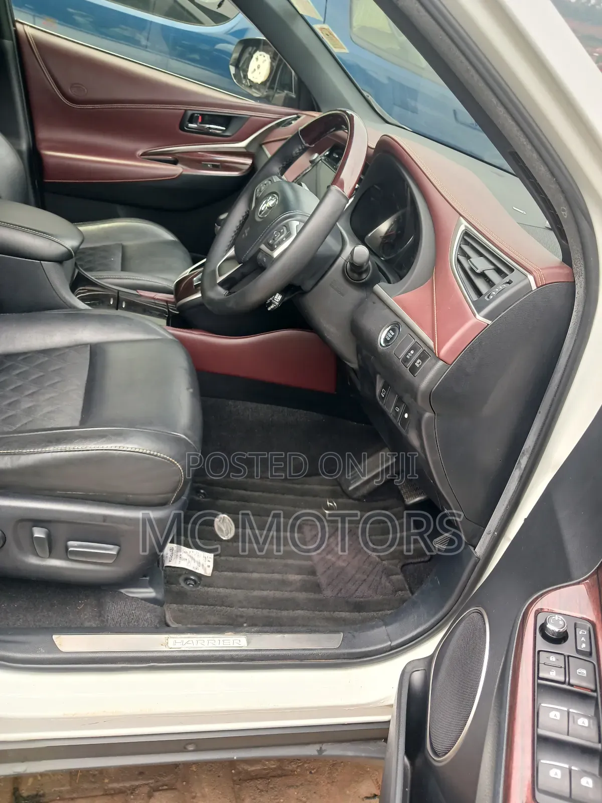 Toyota Harrier 2.0 2016 White