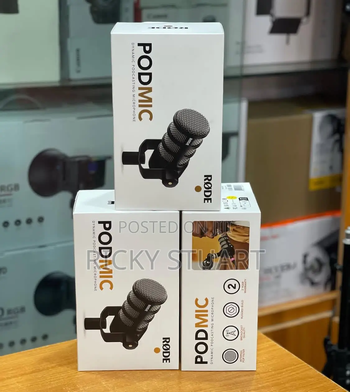 Rode Podmic Dynamic Podcasting Microphone-Streaming Voice Recording
