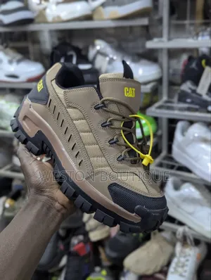 Original Cat Safety Boots Size 40 to 45