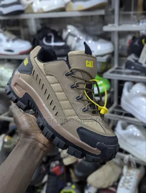 Original Cat Safety Boots Size 40 to 45