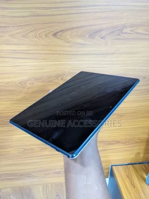 Lenovo Tab M10 32 GB Black