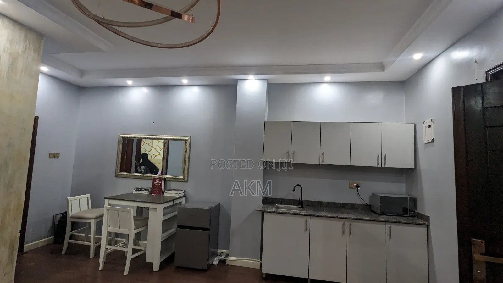 Furnished 1bdrm Room & Parlour in Katwe for rent