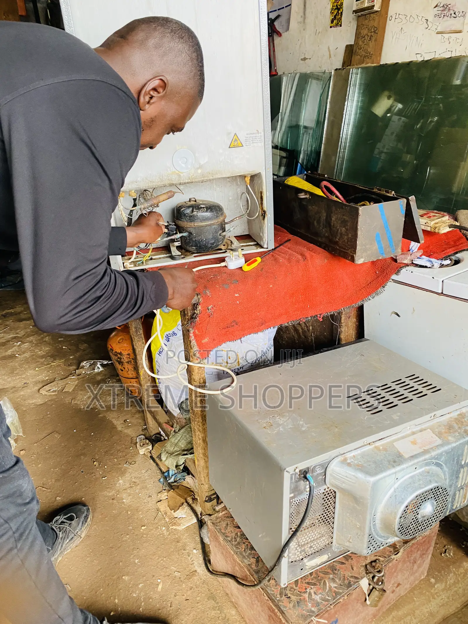 Making Home-kitchen Happy /Repair-repairing Machsnics