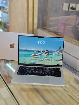 Laptop Apple MacBook Pro 2021 M1 16GB Apple M1 Pro SSD 512GB