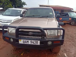 Toyota Hilux Surf 2.7 SSR 1999 Silver