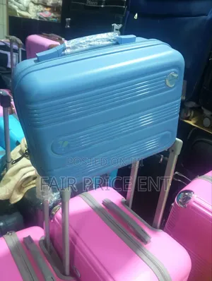 Portable Handbag Beauty Case. Medium. ( Blue )