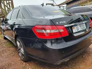 Mercedes-Benz E350 Base 4dr 4Matic Sedan AWD (3.5L 6cyl 7A) 2012 Black