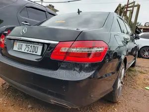 Mercedes-Benz E350 Base 4dr 4Matic Sedan AWD (3.5L 6cyl 7A) 2012 Black