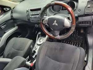 Mitsubishi Outlander 2.0 Di-D 2008 Silver