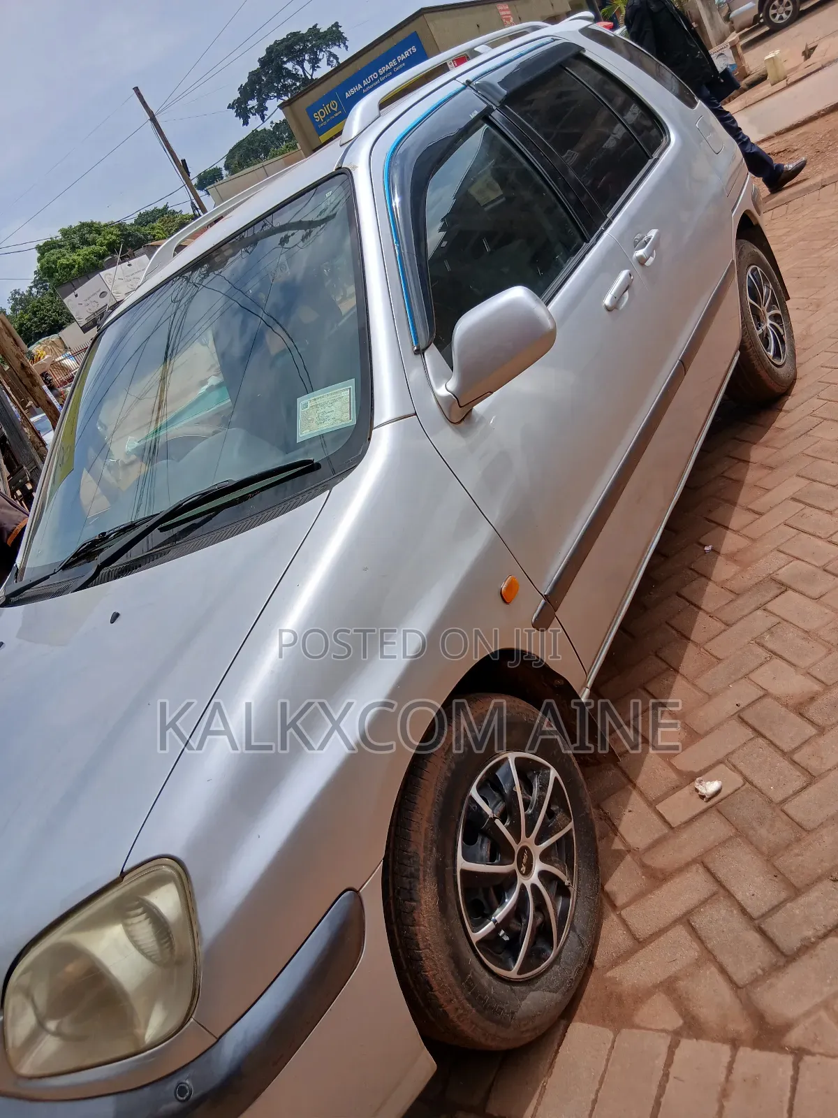 Toyota Raum 1998 Silver