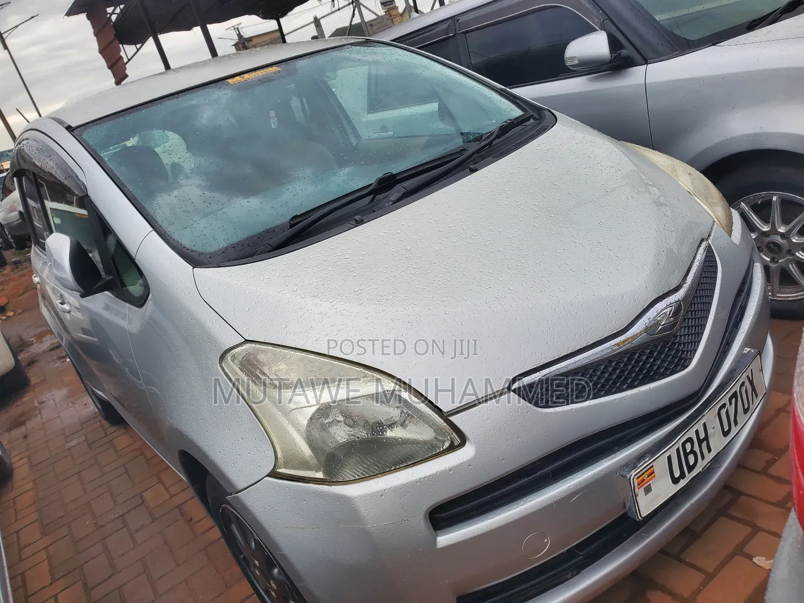 Toyota Ractis 2008 Silver