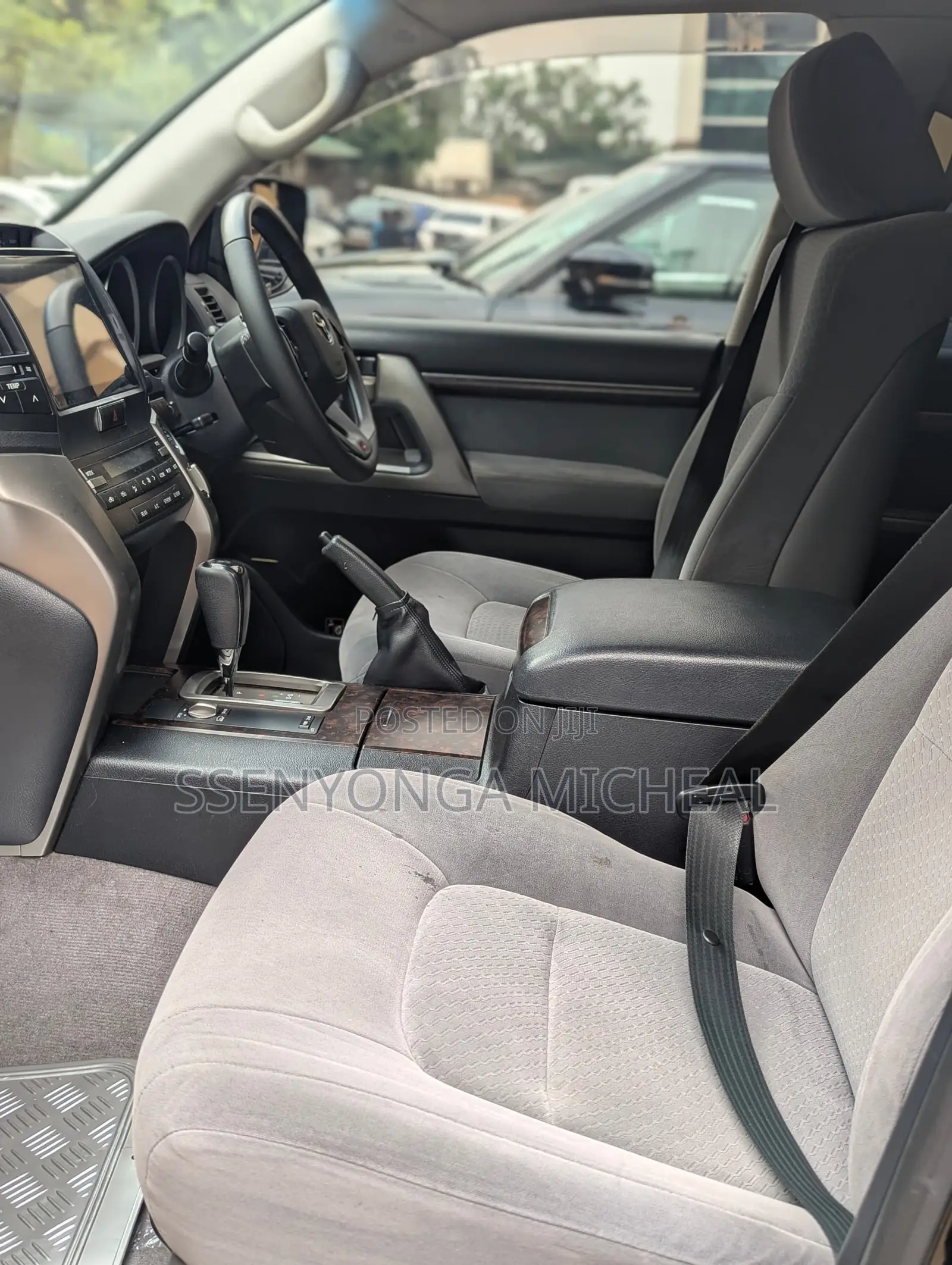 Toyota Land Cruiser Prado 2012 Black