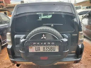Mitsubishi Pajero 3.2 Di-D 2008 Black