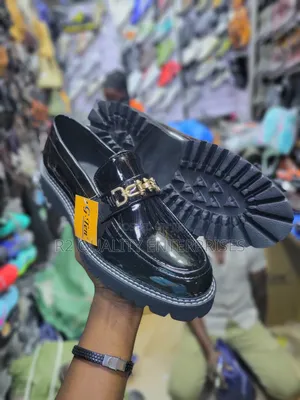 Its a G Ten Men Shoe