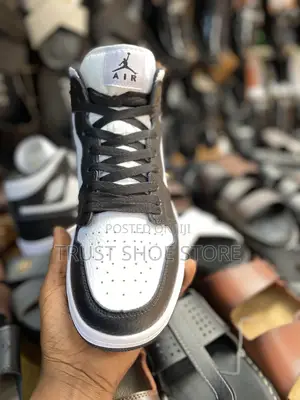 Jordan One High Top