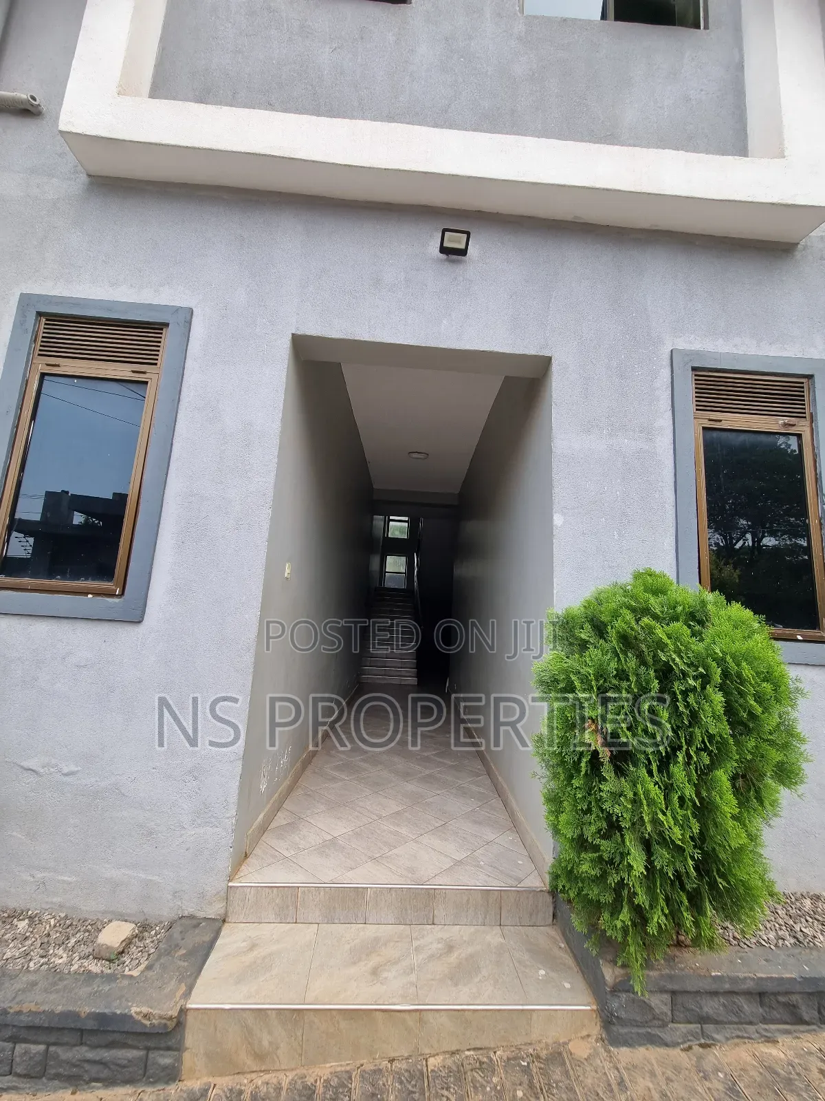 1bdrm Apartment in Central Division for rent