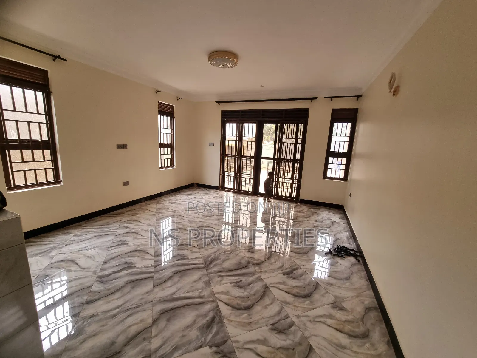 1bdrm Apartment in Central Division for rent