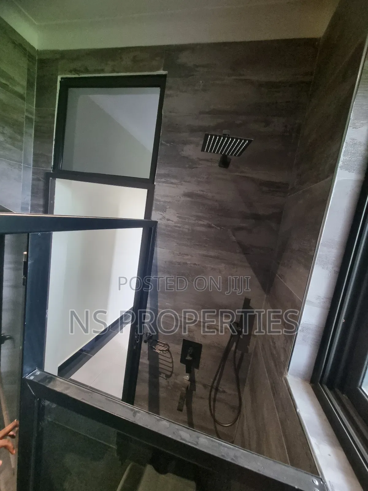 2bdrm Apartment in Central Division for rent
