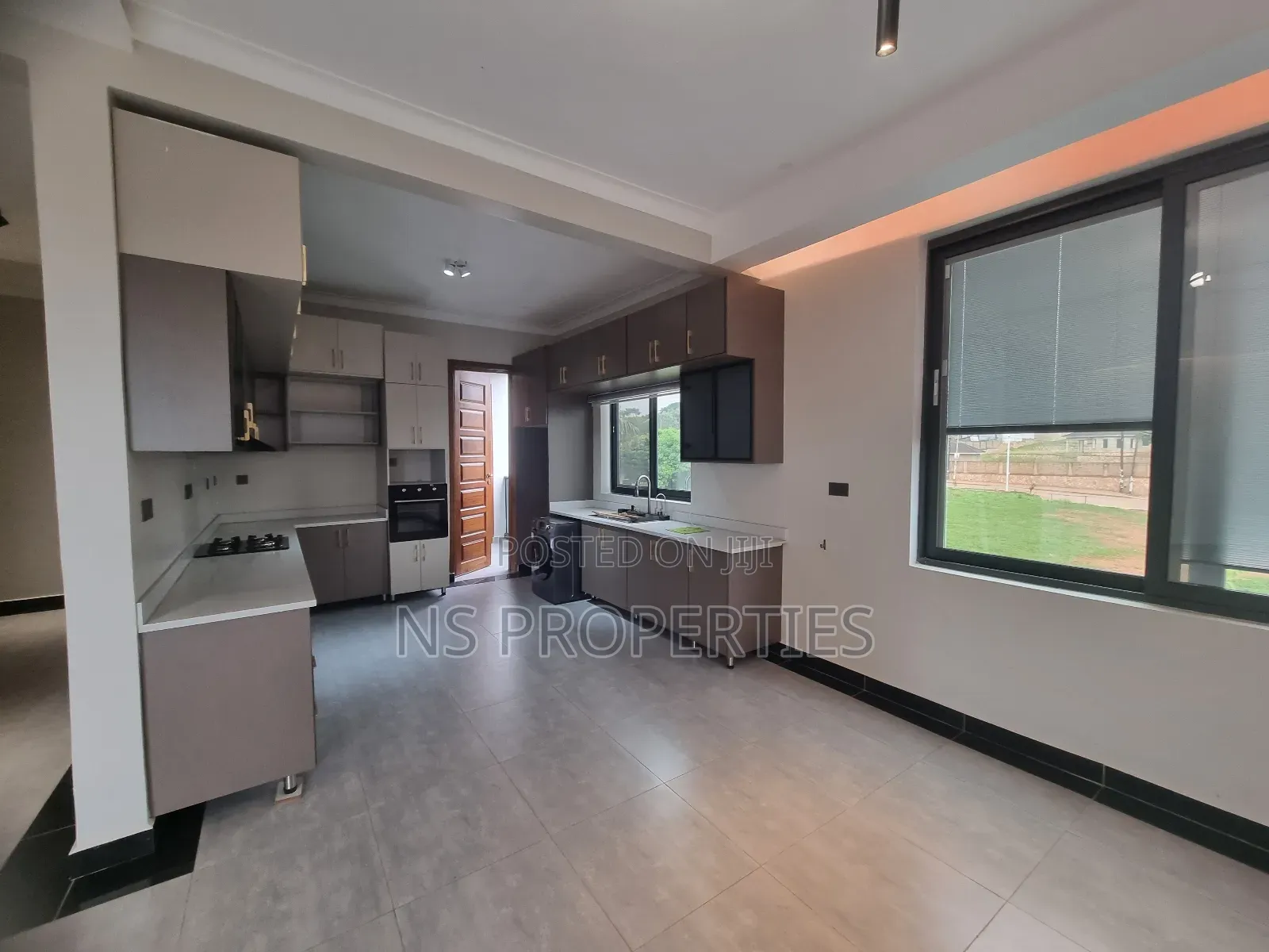 2bdrm Apartment in Central Division for rent
