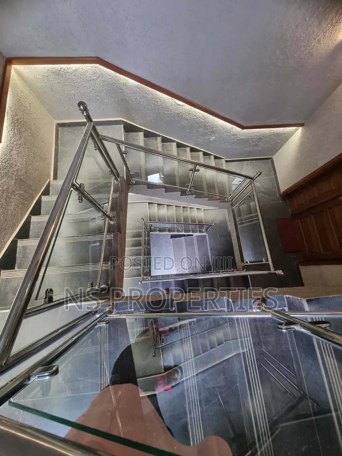 2bdrm Apartment in Central Division for rent