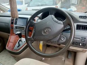 Toyota Alphard 2005 Silver