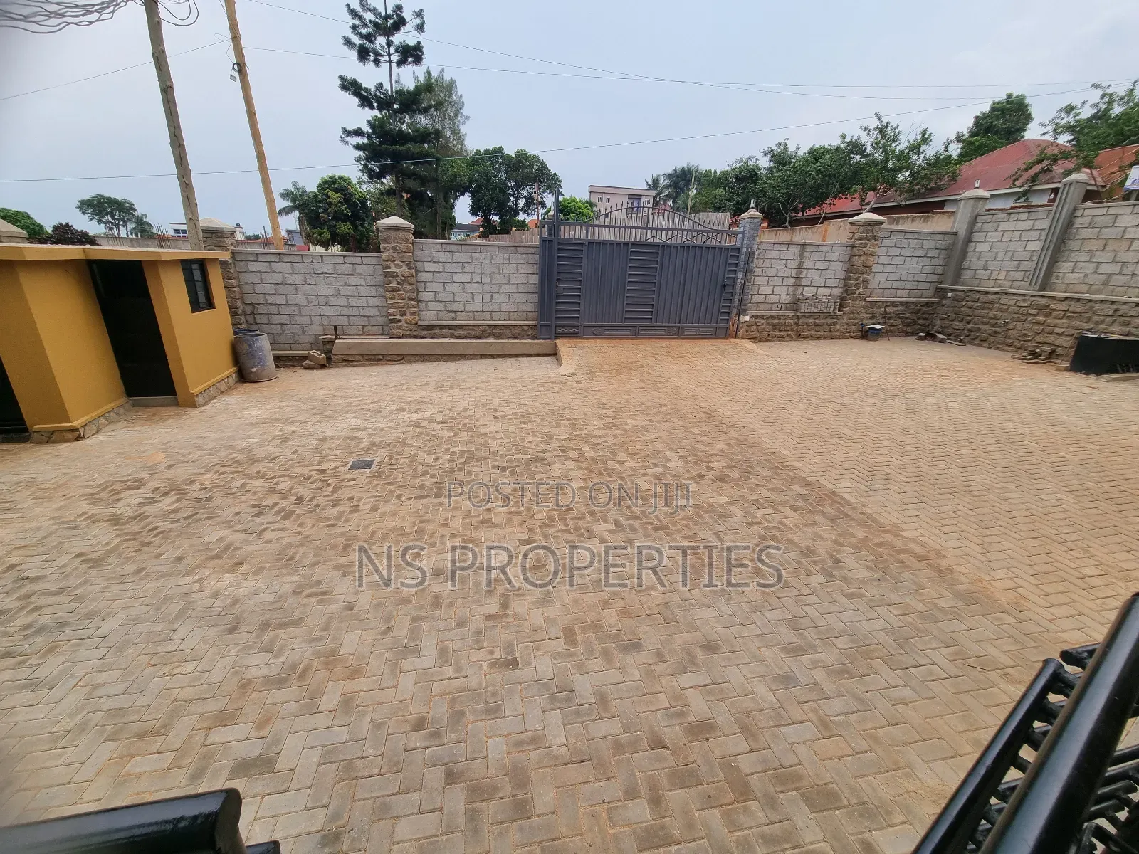 Furnished 1bdrm Apartment in Central Division for rent