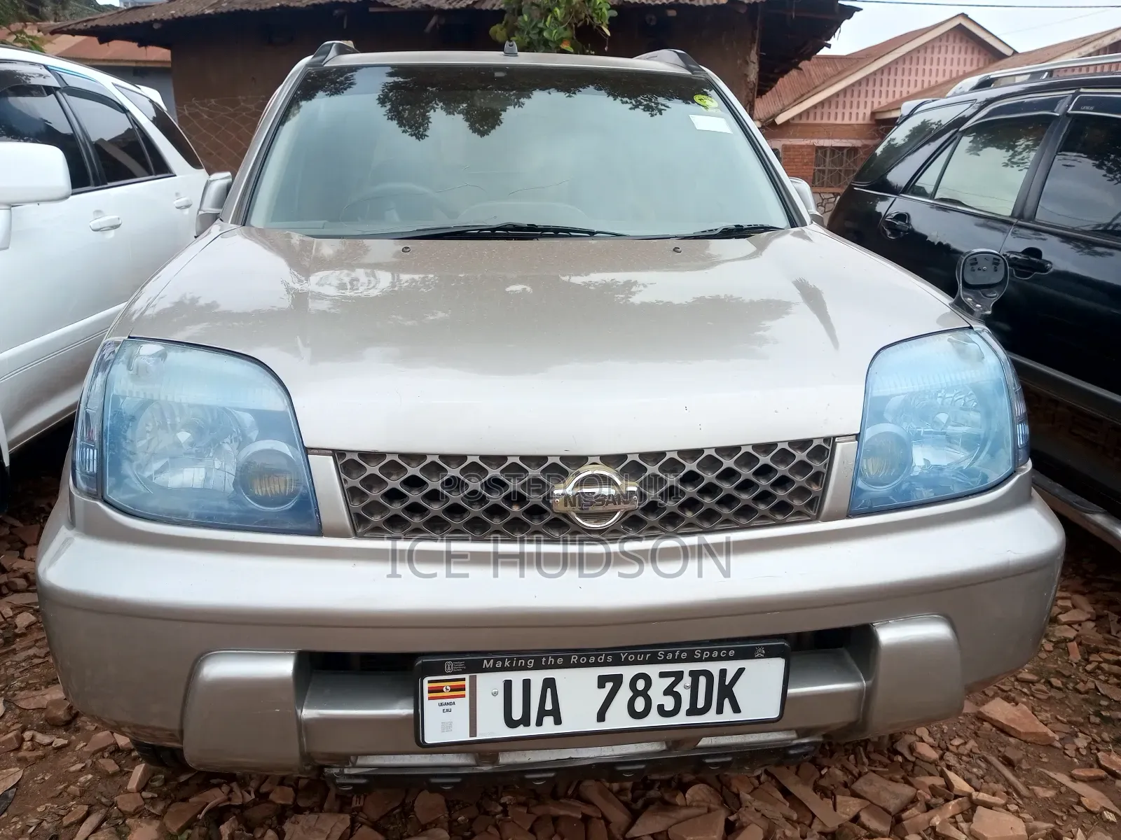 Nissan X-Trail 2000 Silver