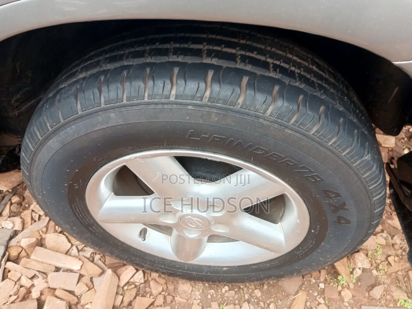 Nissan X-Trail 2000 Silver