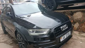 Audi Q3 2016 Black