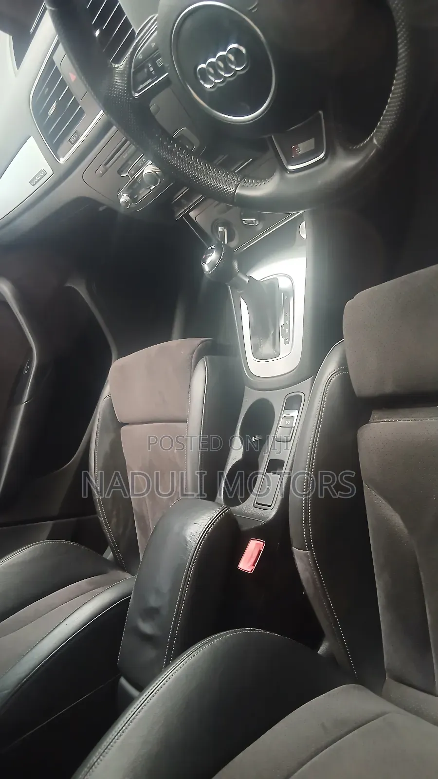 Audi Q3 2016 Black