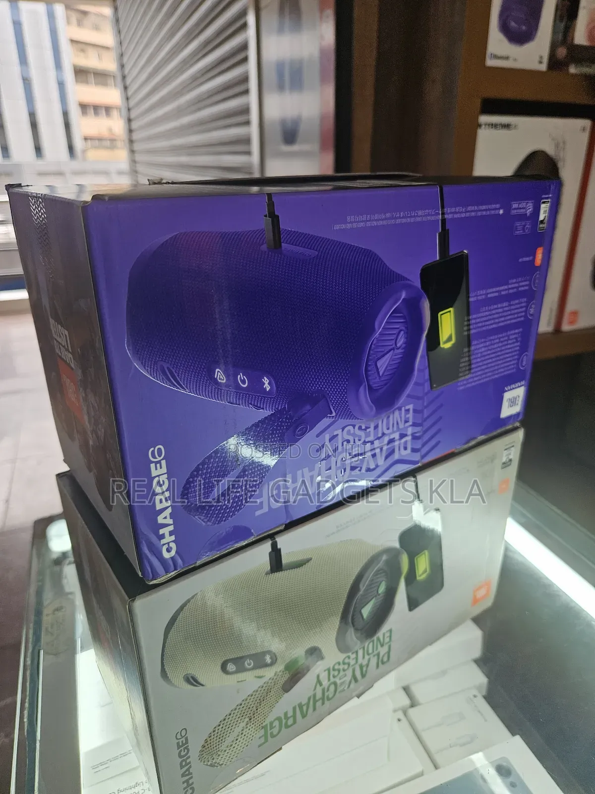 JBL Chadge 6