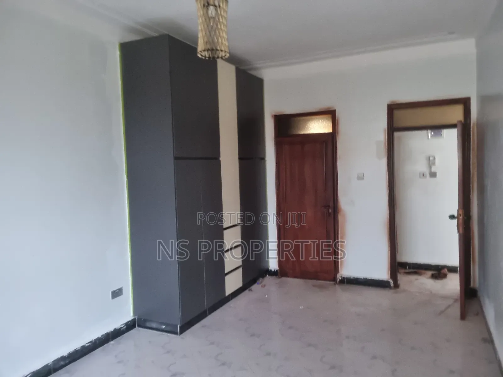 1bdrm Apartment in Central Division for rent